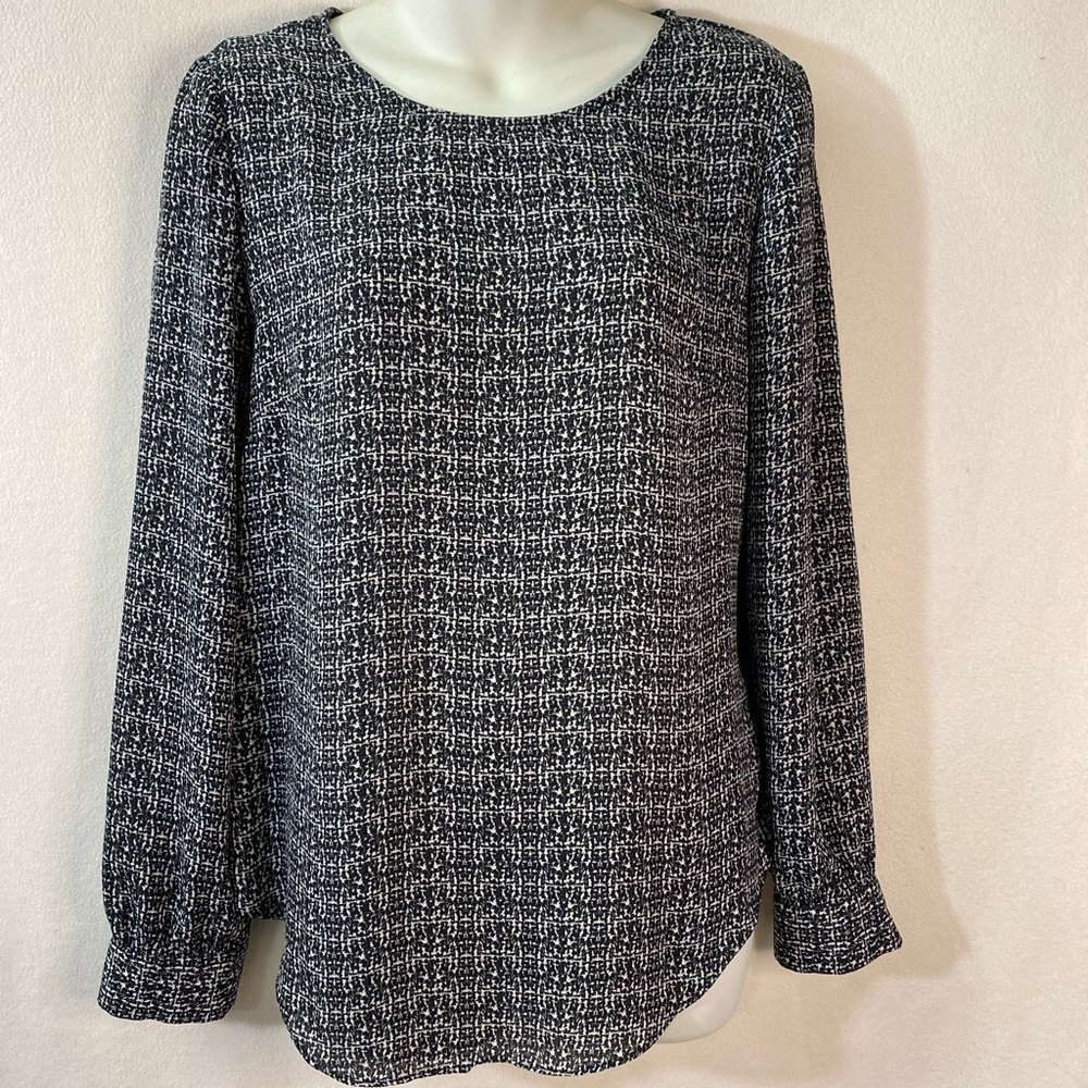 Rose & Olive Black and White Blouse size Small